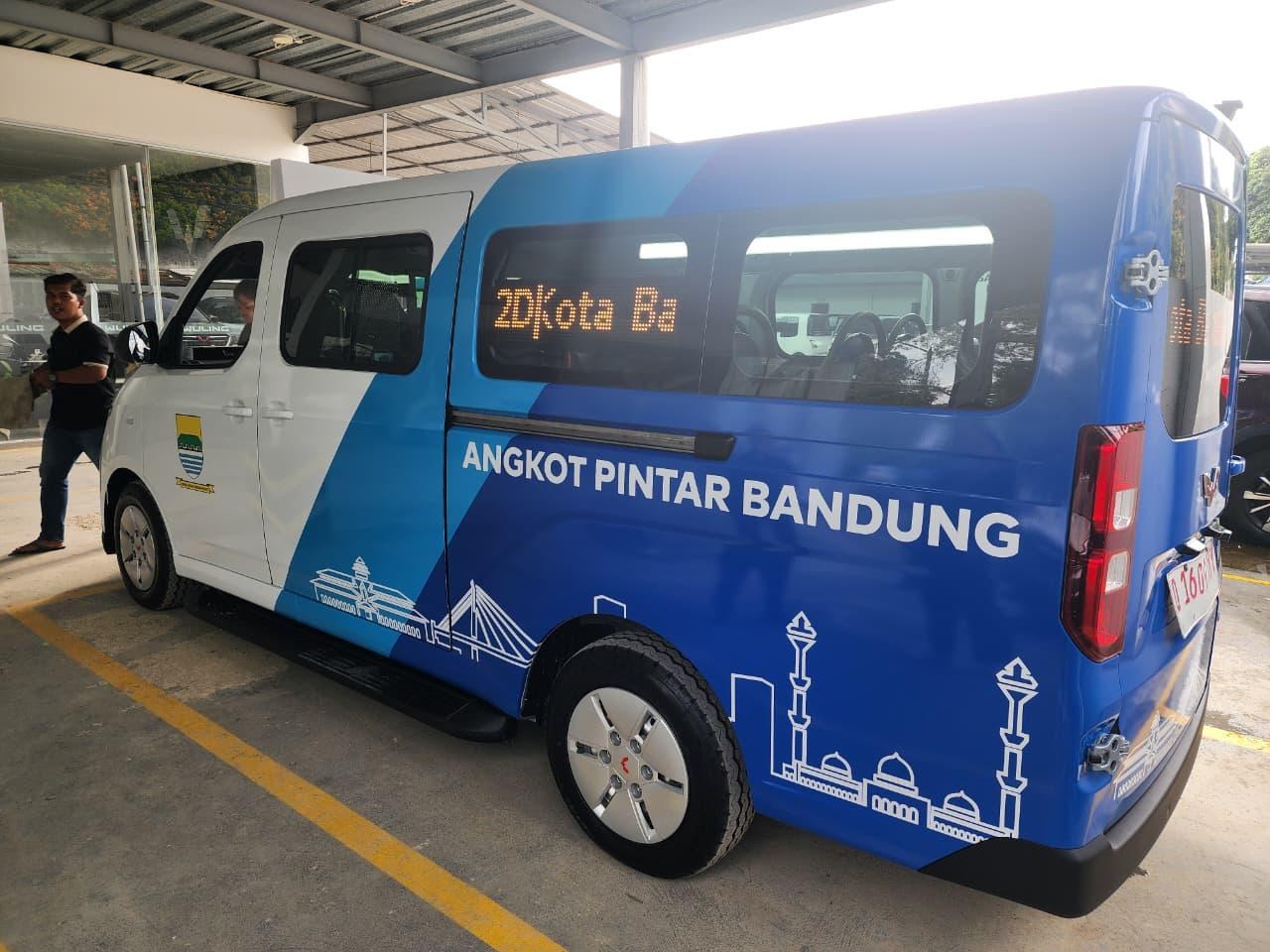 Wuling Angkot Pintar Kota Bandung